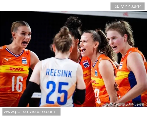 美国女排与日本女排激战正酣谁能在国际赛场上笑到最后