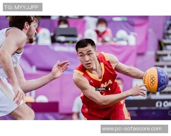 辽宁男篮与上海男篮激战正酣谁将赢得这场精彩对决的胜利