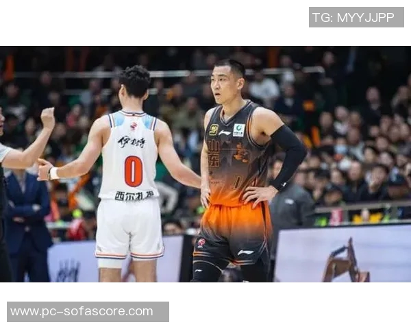 山西队与辽宁队的激烈对决谁能在这场比赛中笑到最后 山西队与辽宁队的激烈对决谁能在这场比赛中笑到最后